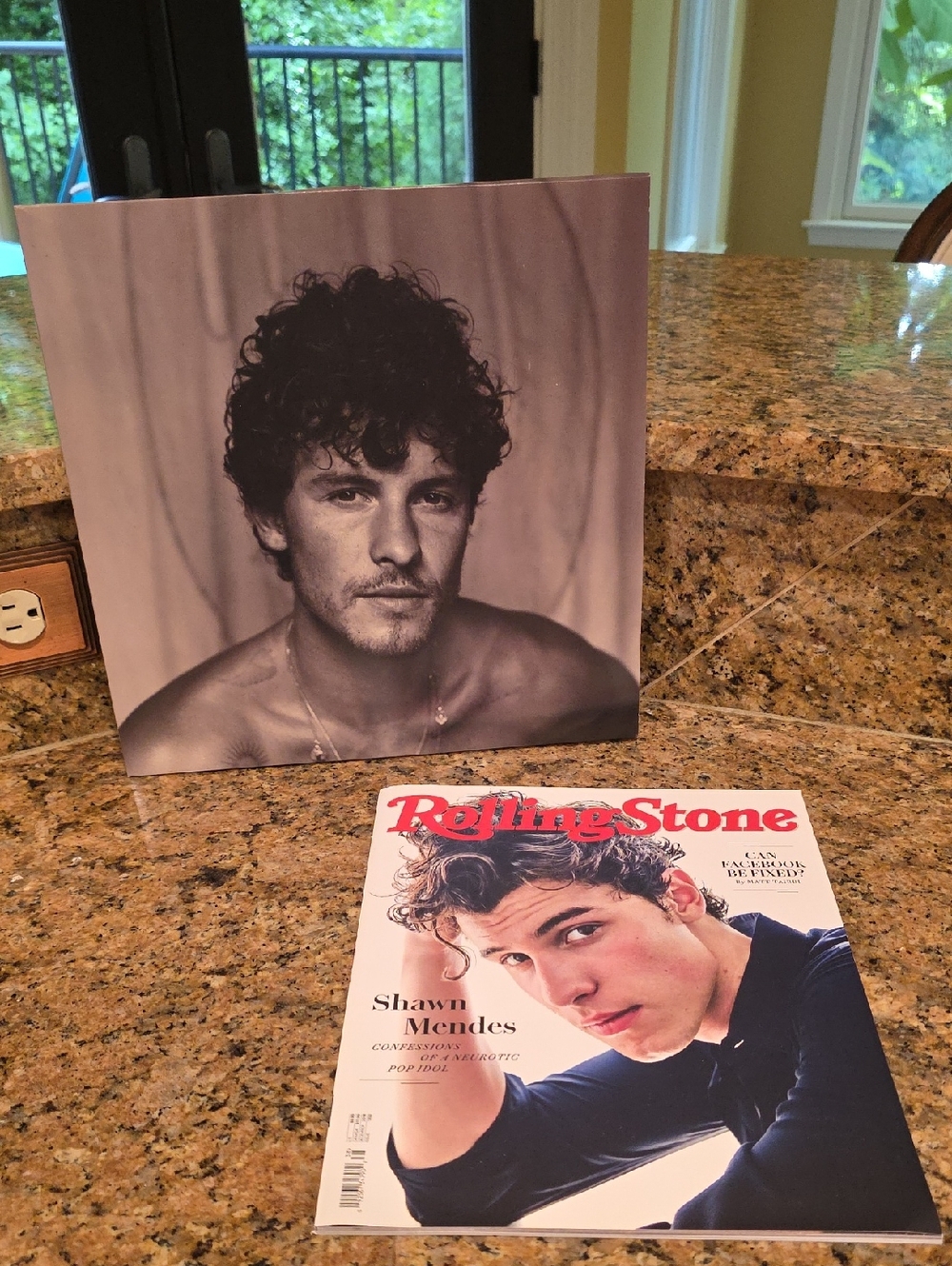 Shawn Mendes Vinyl & Rolling Stone